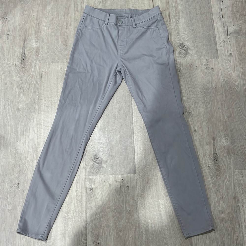 Uniqlo Light Grey Women Legging Pants Size M